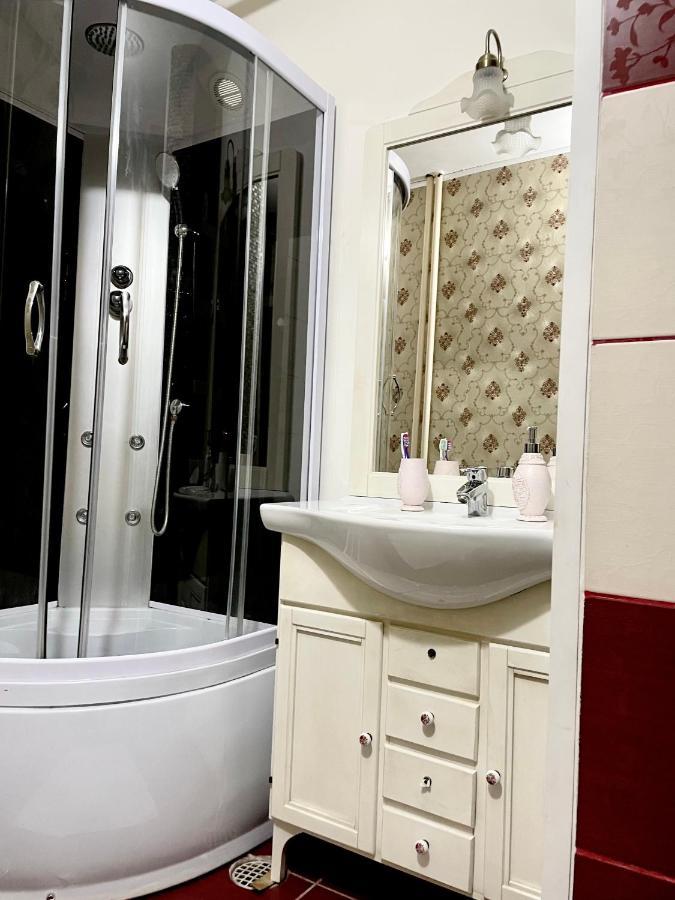 Ferienwohnung Apartament Cu 3 Dormitoare Jolie.M Galaţi Exterior foto