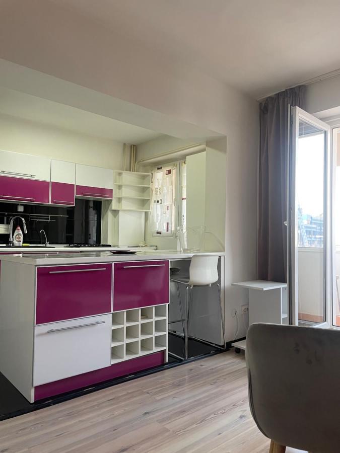 Ferienwohnung Apartament Cu 3 Dormitoare Jolie.M Galaţi Exterior foto