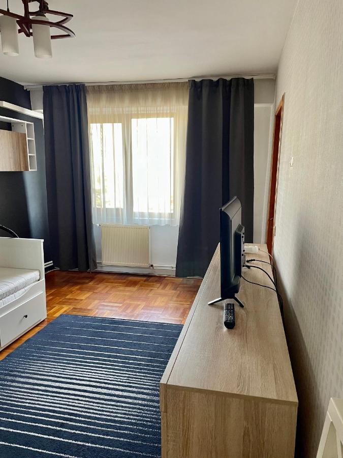 Ferienwohnung Apartament Cu 3 Dormitoare Jolie.M Galaţi Exterior foto